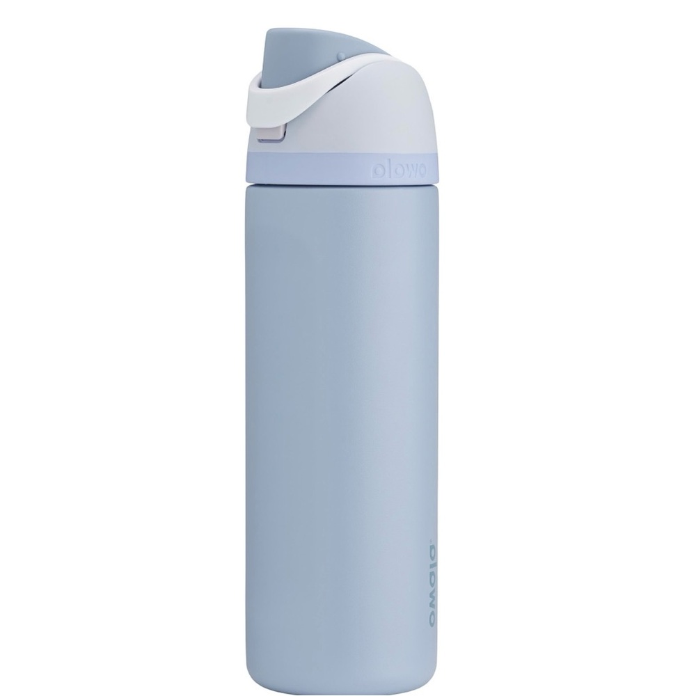 Owala 24oz. FreeSip water bottle